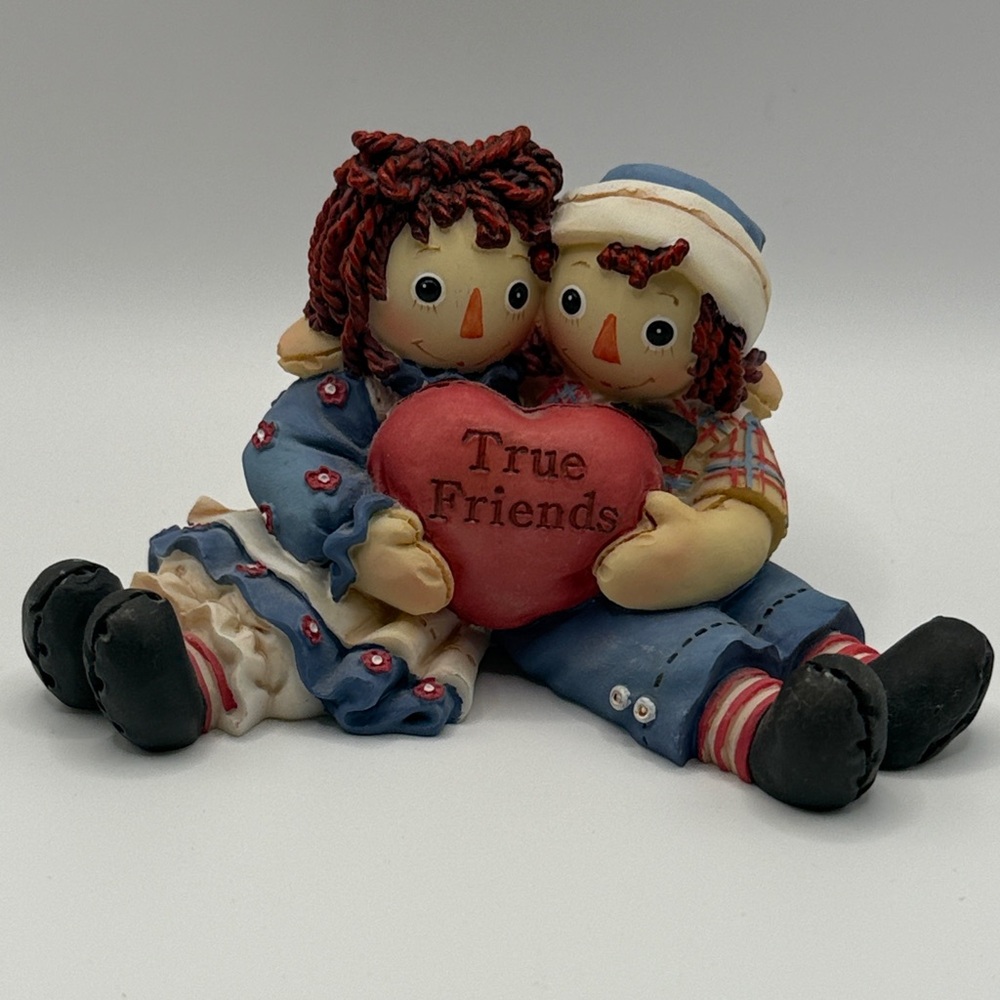 True Friends Figurine - Red and Blue
